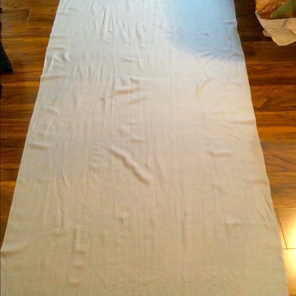 Scarf - Picture 1 of 4